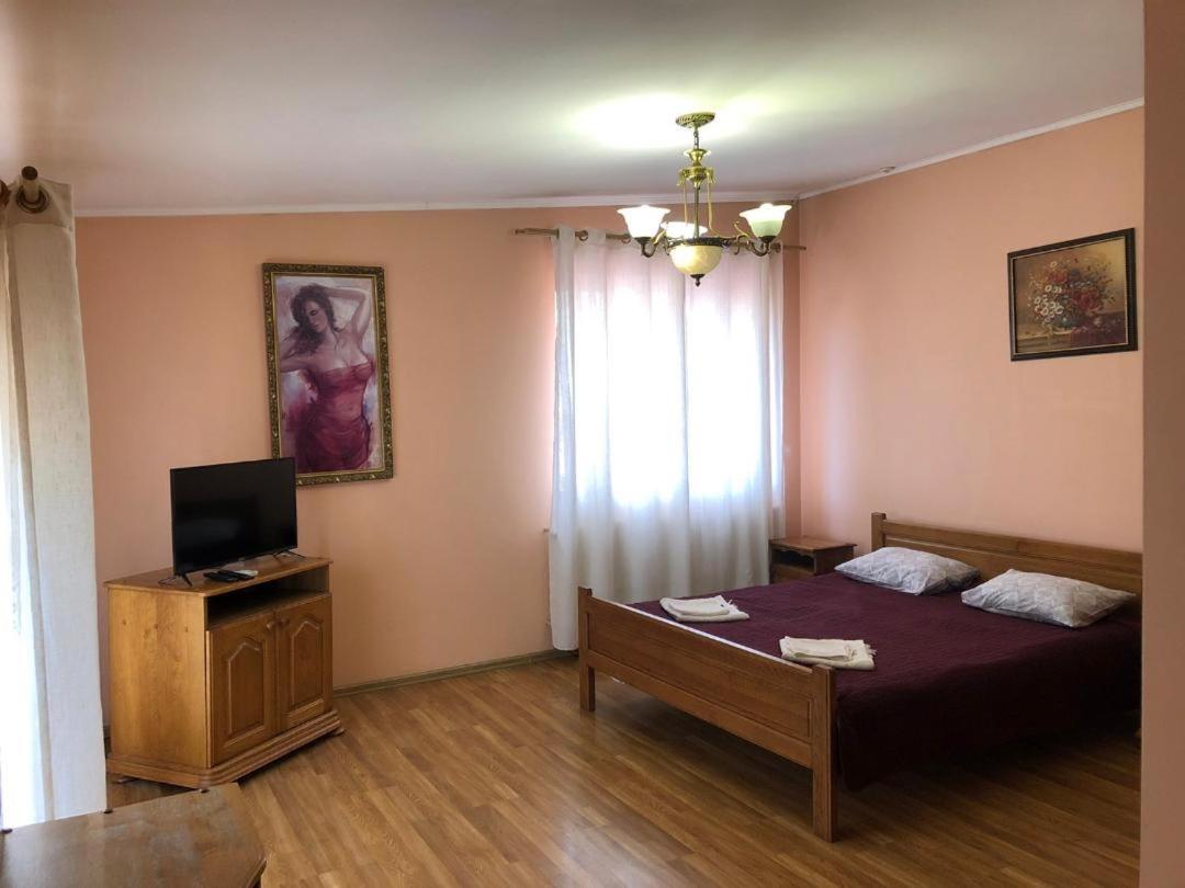 Hotel Nikolet موكاشيفه المظهر الخارجي الصورة